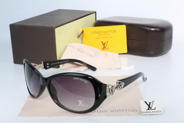 Iv Boutique Sunglasses 027